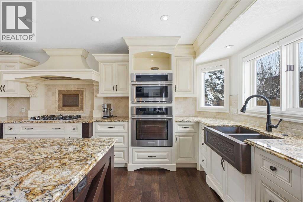 Single Family House for Sale in  Deermoss Place SE Deer Run Calgary 