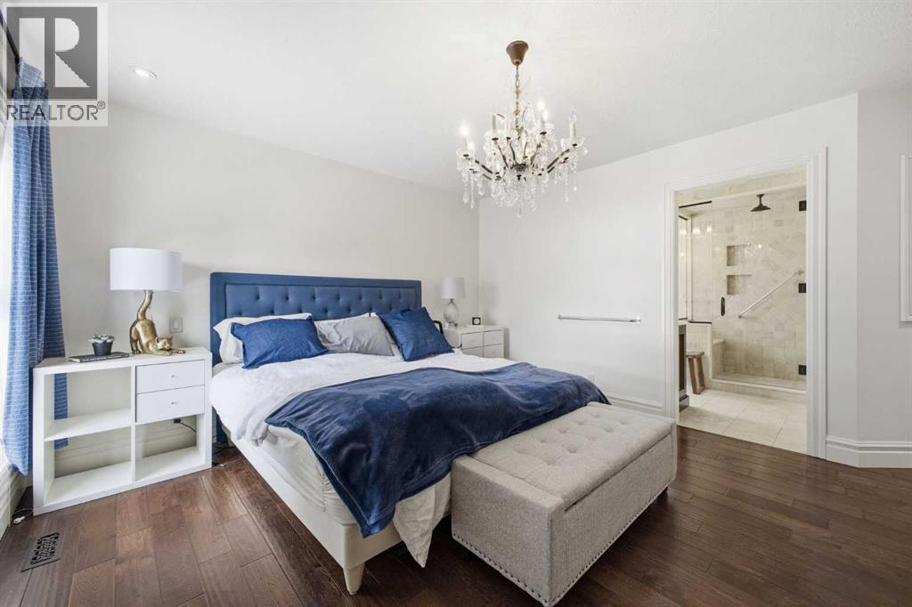 Single Family House for Sale in  Deermoss Place SE Deer Run Calgary 