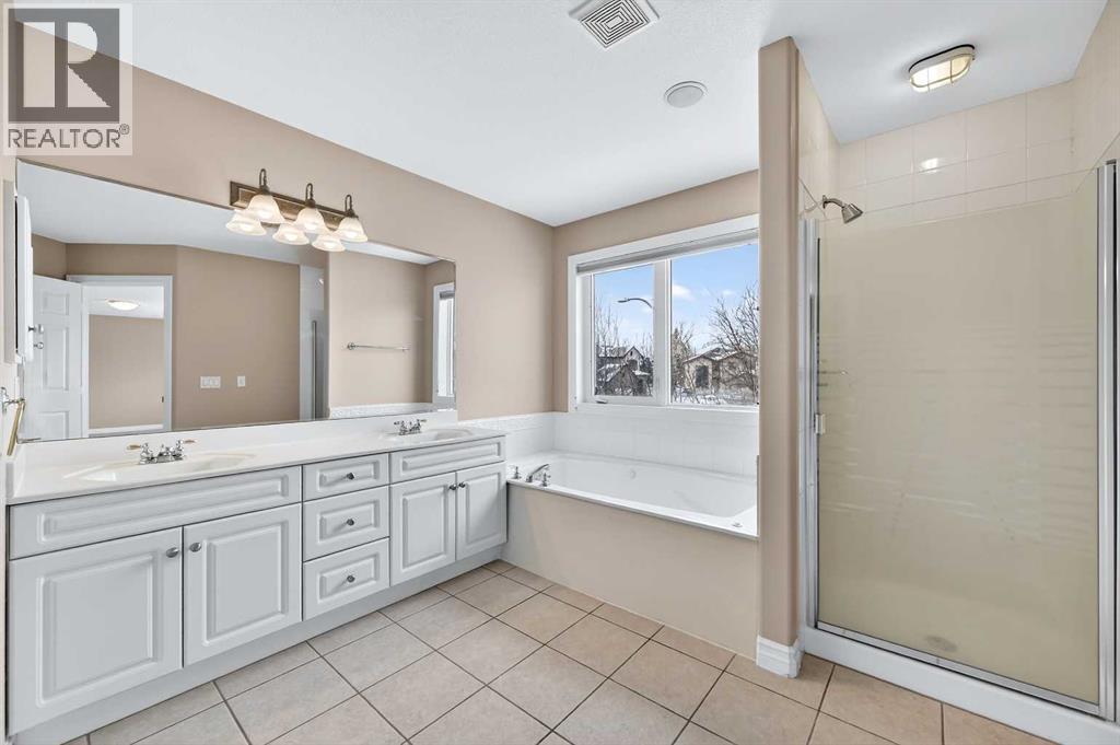 Single Family House for Sale in  Hampstead Hill NW Hamptons Calgary 