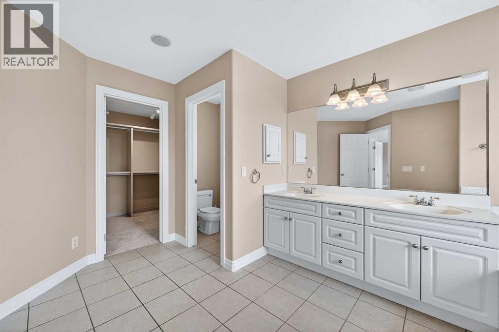 Single Family House for Sale in  Hampstead Hill NW Hamptons Calgary 