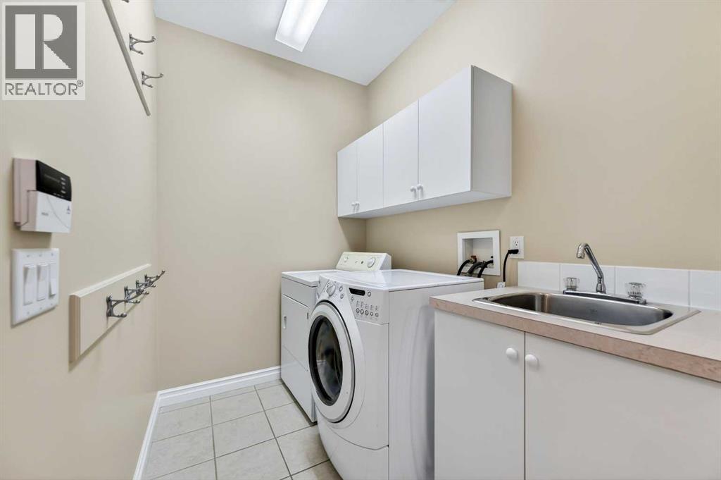 Single Family House for Sale in  Hampstead Hill NW Hamptons Calgary 