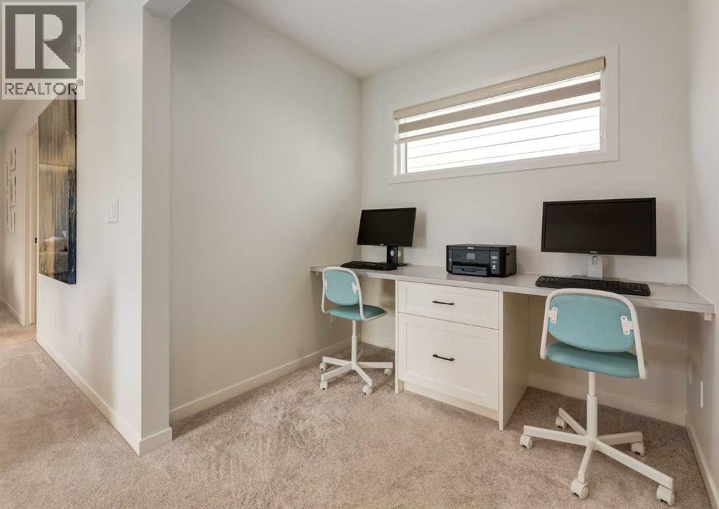 Single Family House for Sale in  West Grove Link SW West Springs Calgary 