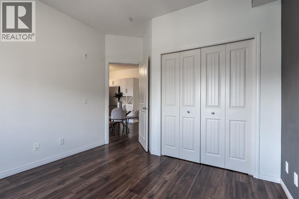 Single Family House for Sale in   Sherwood Boulevard NW Sherwood Calgary 