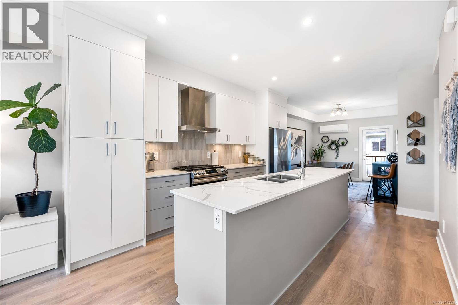 1489 STELLA LANE - 10