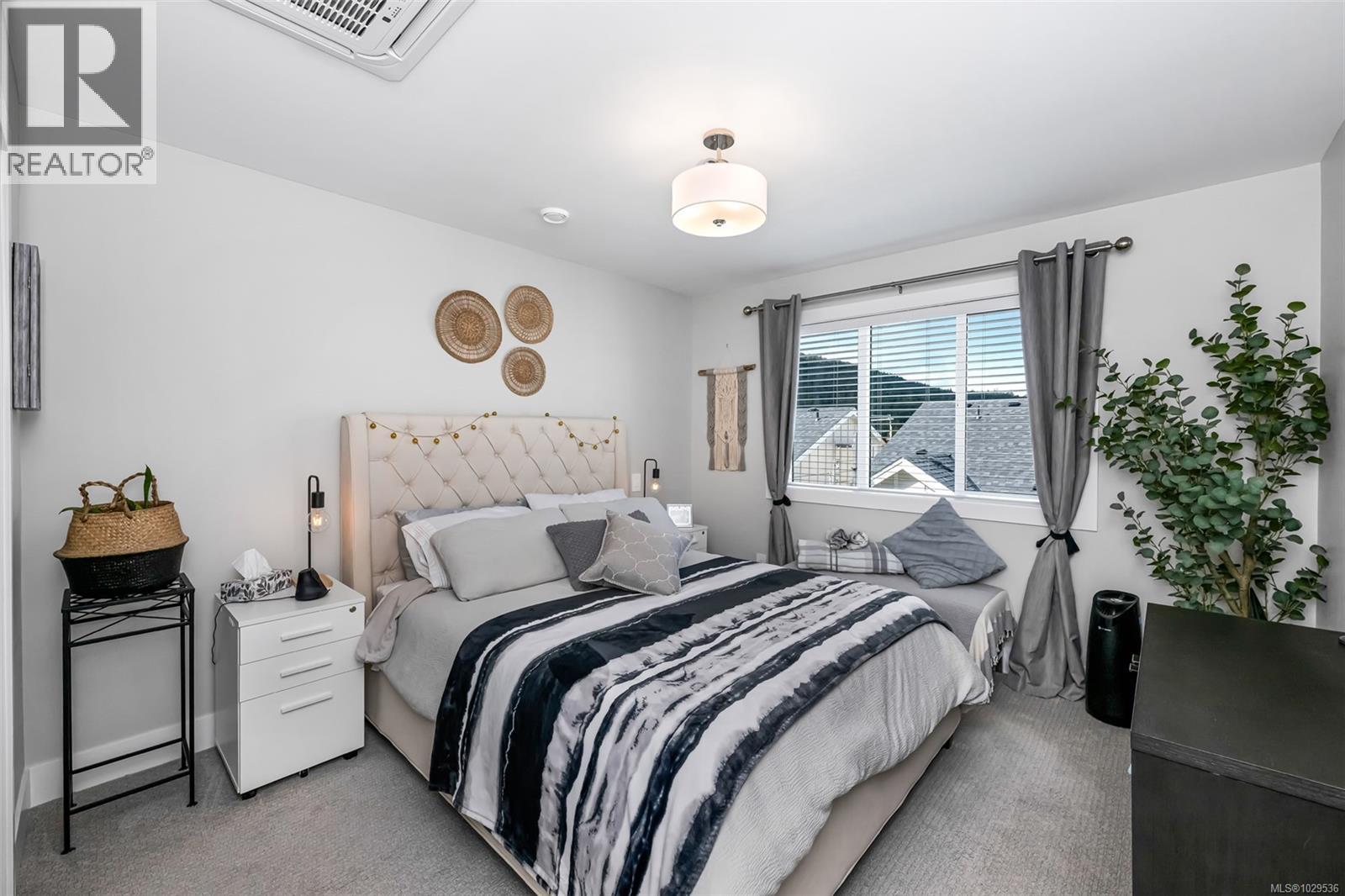 1489 STELLA LANE - 22