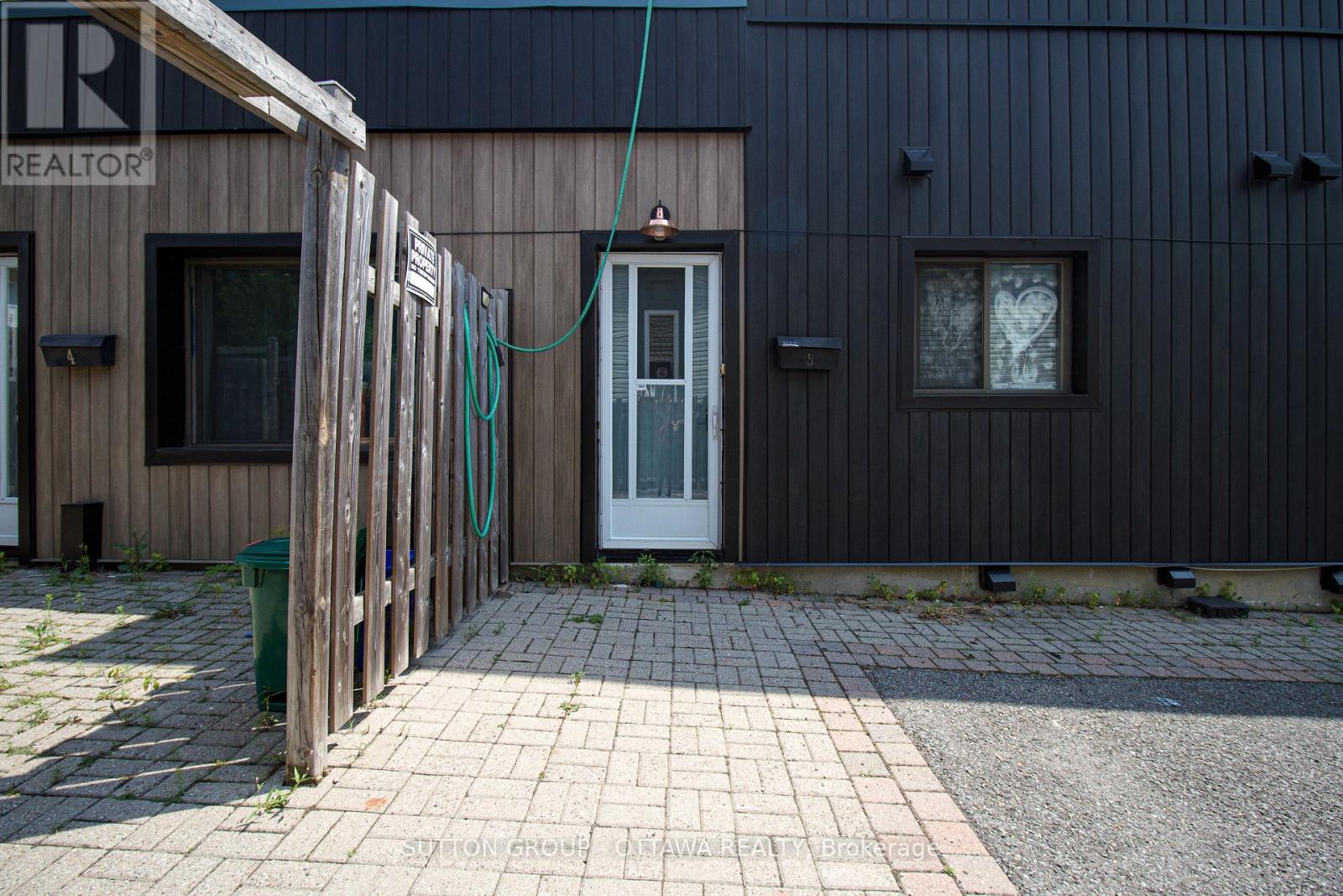 Unit 5 - Entrance