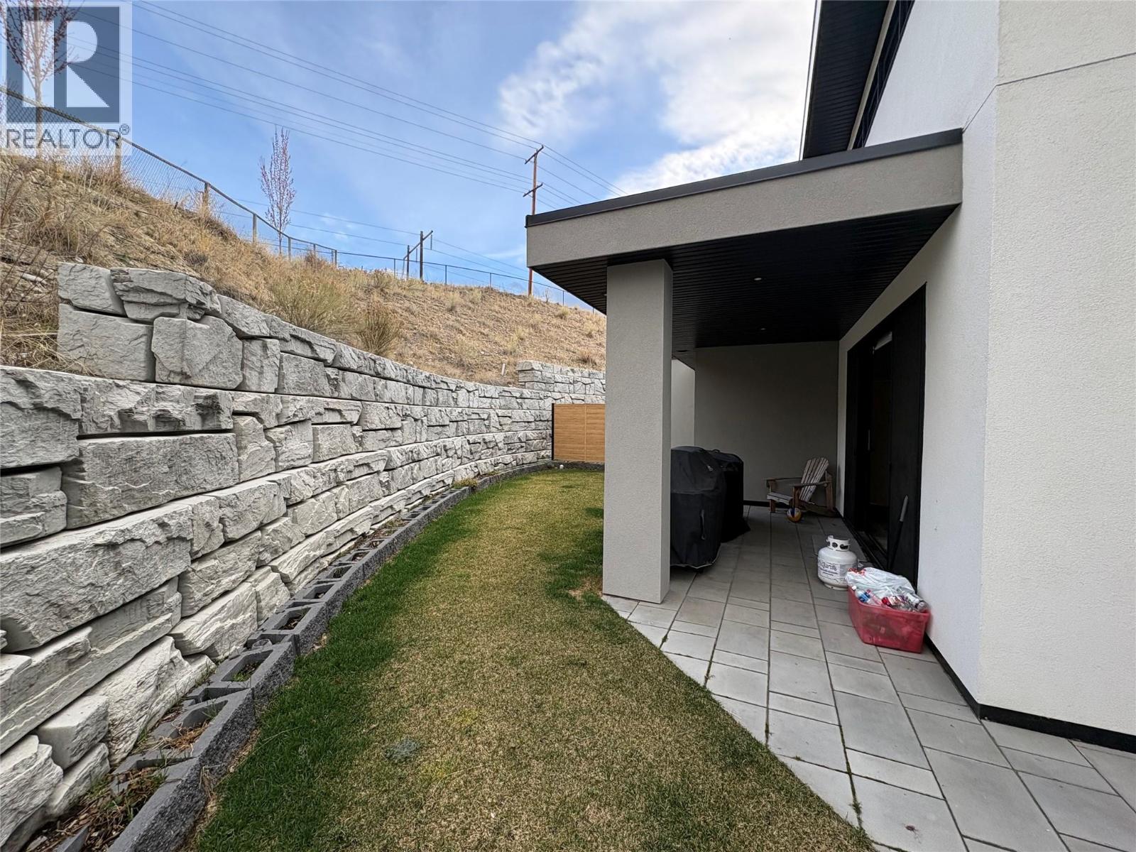  547 Hawes Court, Kelowna