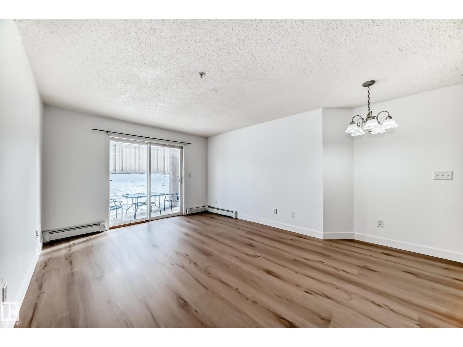 #126 16221 95 ST NW - 13