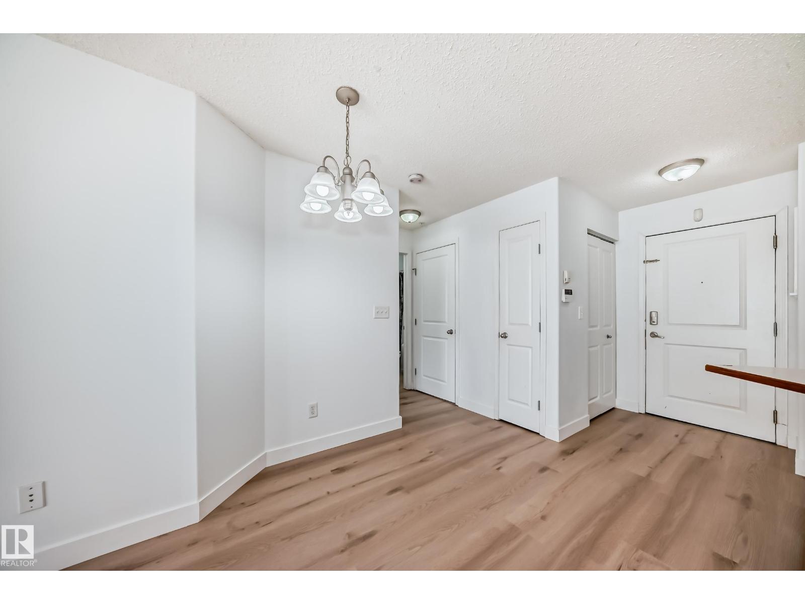 #126 16221 95 ST NW - 20