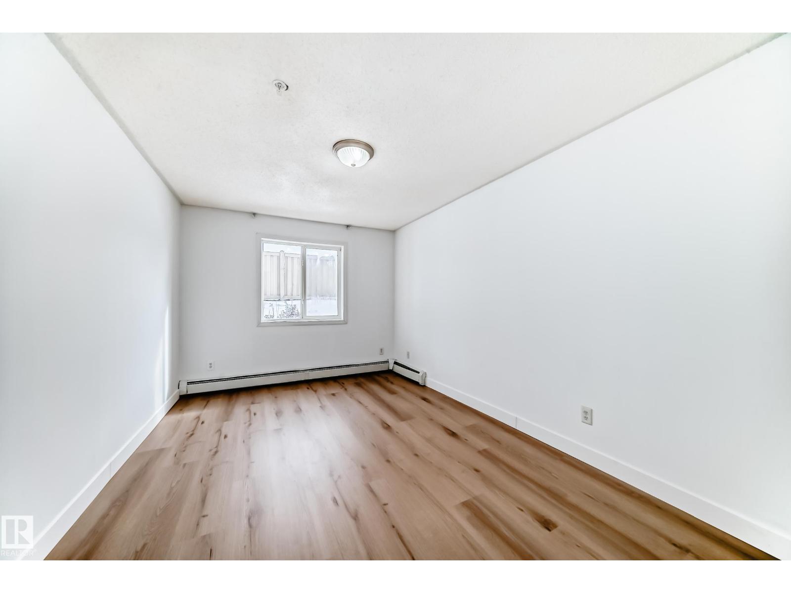 #126 16221 95 ST NW - 29