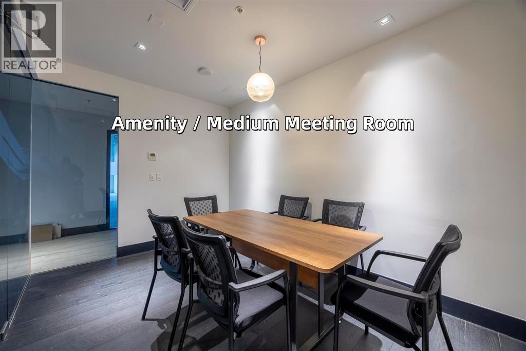 Office in Burnaby - Image 12