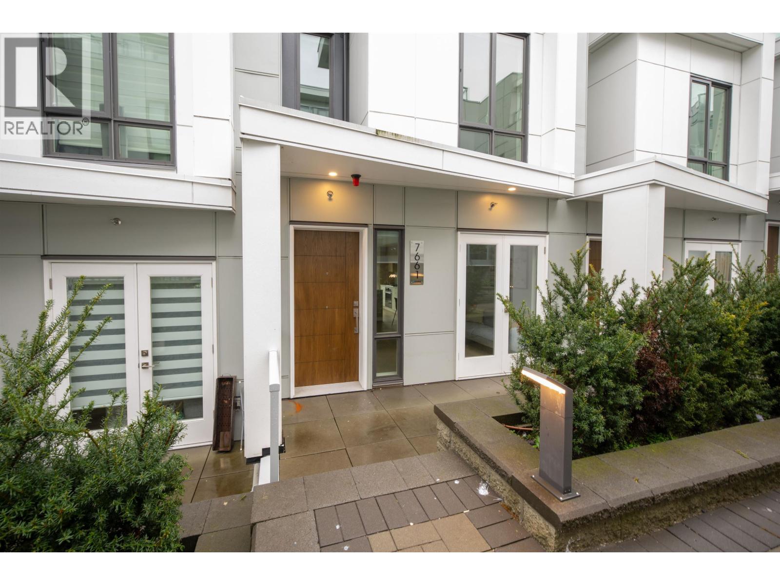 7661 GRANVILLE Street - photo 2