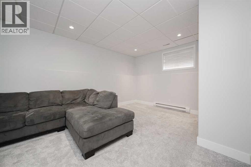 433 Diefenbaker Drive, Fort McMurray