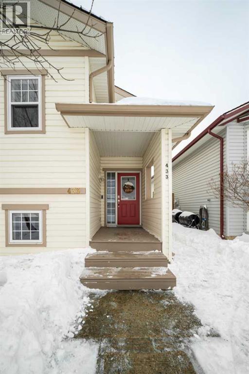433 Diefenbaker Drive, Fort McMurray
