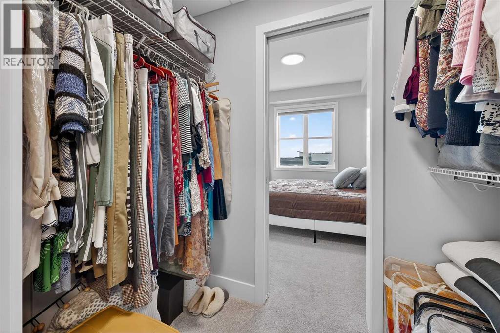 Single Family House for Sale in    Avenue SW Springbank Hill Calgary 