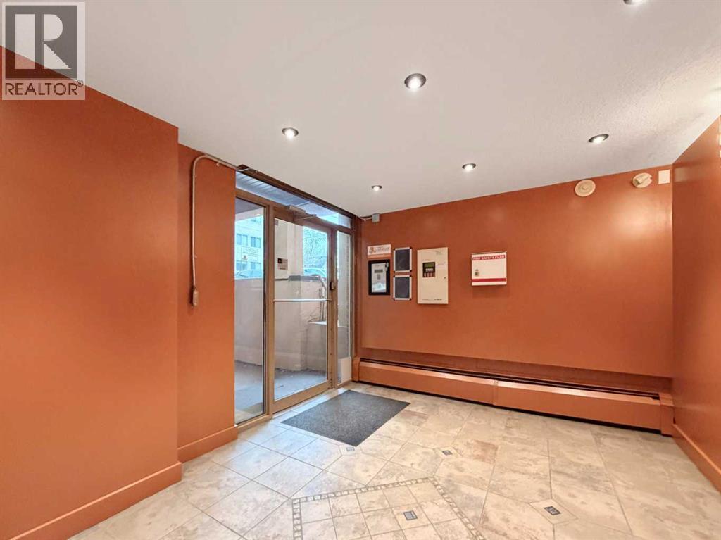 Single Family House for Sale in    Avenue NW Sunnyside Calgary 