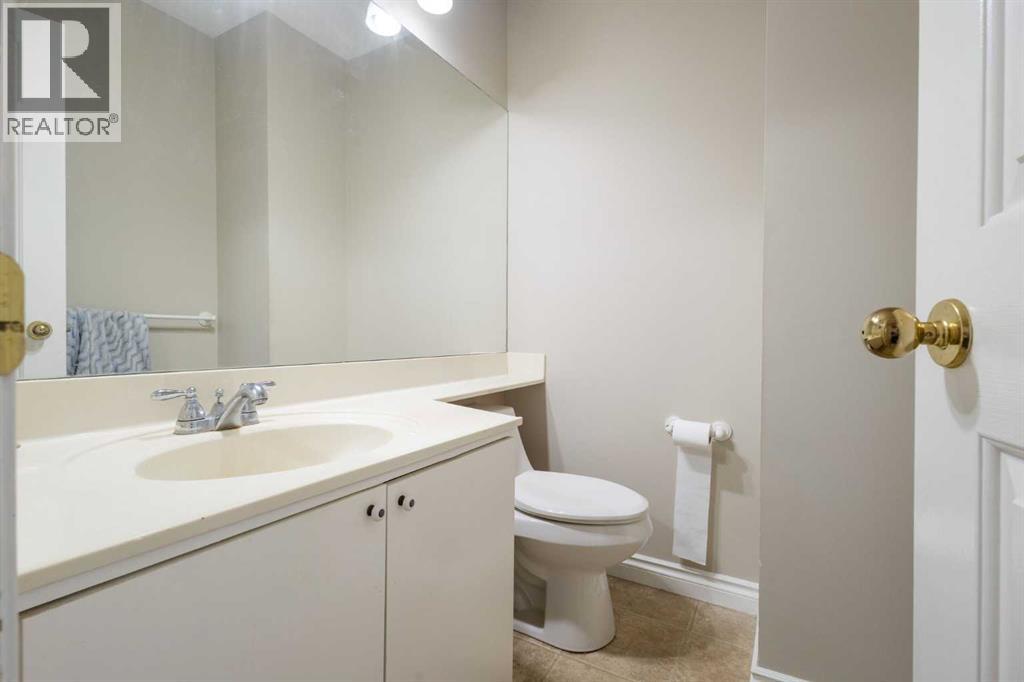 Single Family House for Sale in  Riverside Way SE Riverbend Calgary 