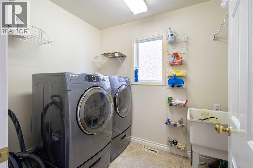 Single Family House for Sale in  Riverside Way SE Riverbend Calgary 