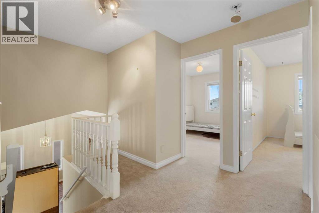 Single Family House for Sale in  Riverside Way SE Riverbend Calgary 