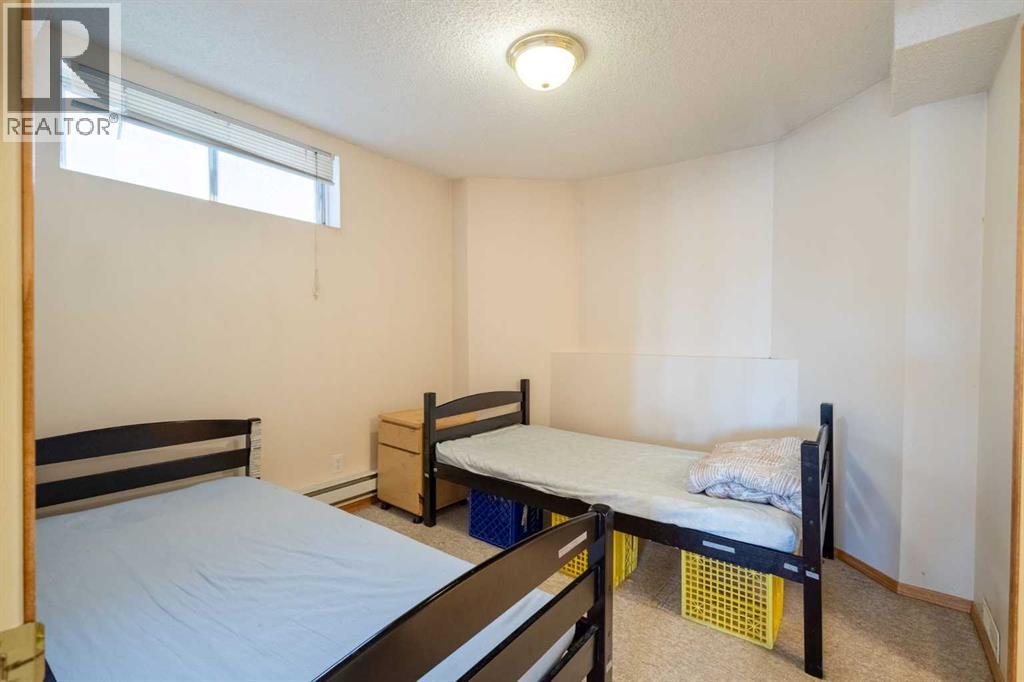 Single Family House for Sale in  Riverside Way SE Riverbend Calgary 