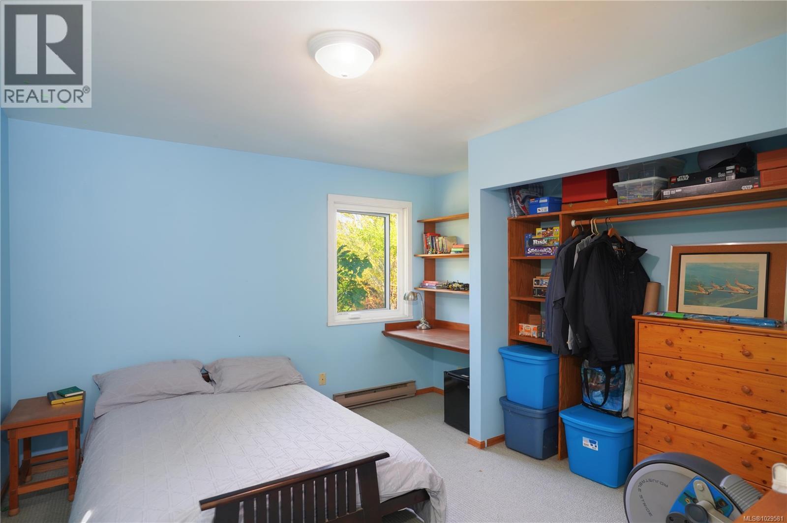  270 Price Road, Salt Spring