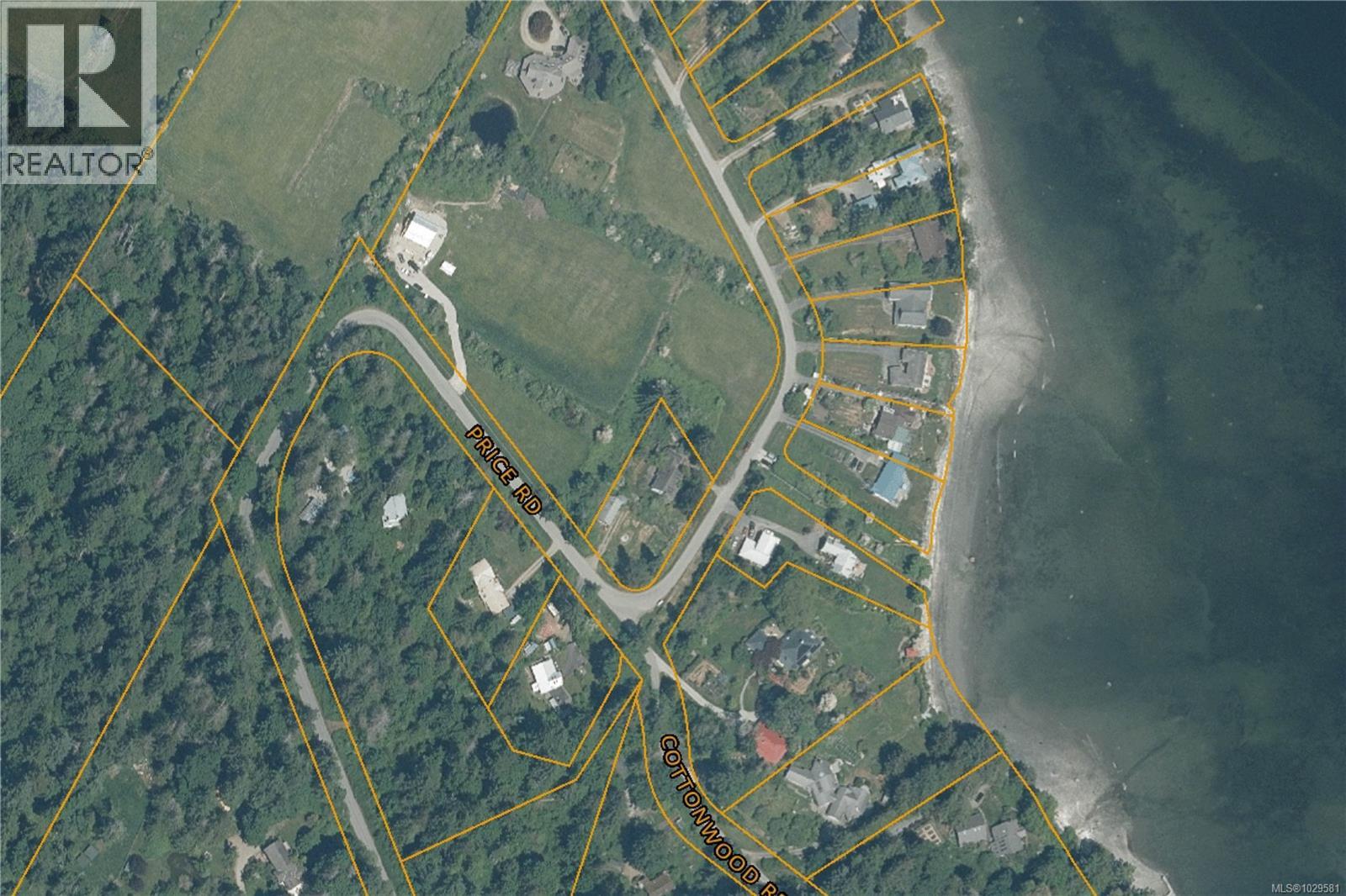  270 Price Road, Salt Spring