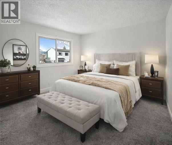 Single Family House for Sale in   Templehill Drive NE Temple Calgary 