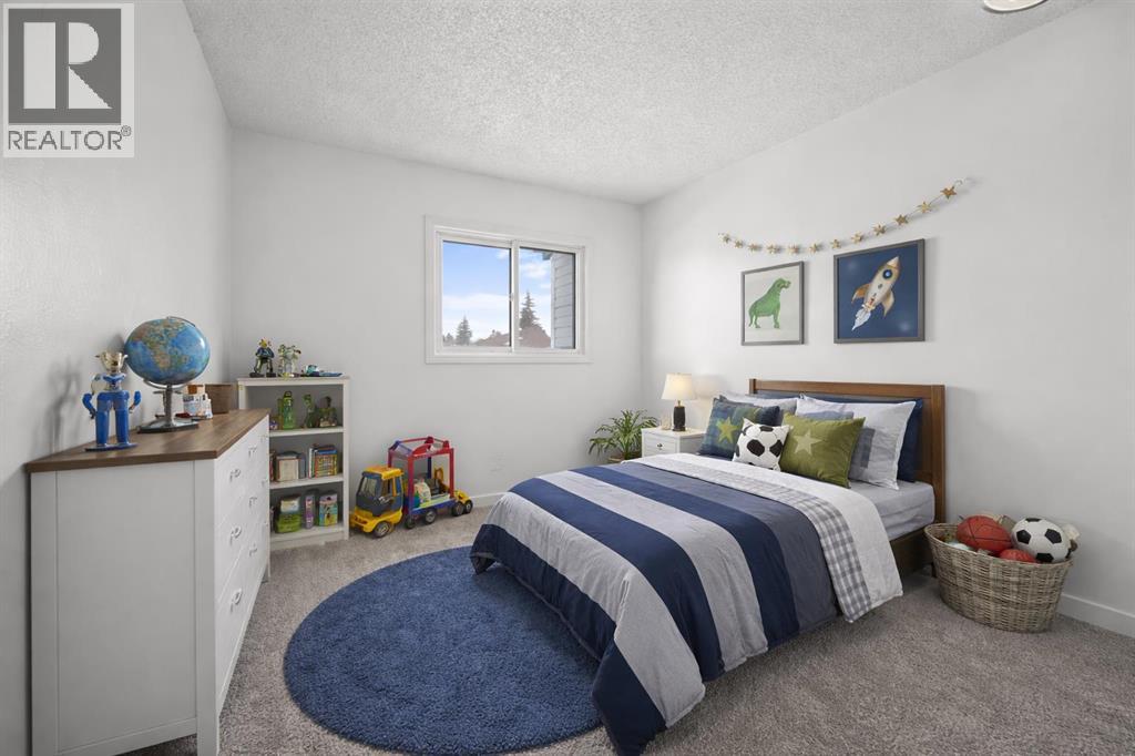 Single Family House for Sale in   Templehill Drive NE Temple Calgary 