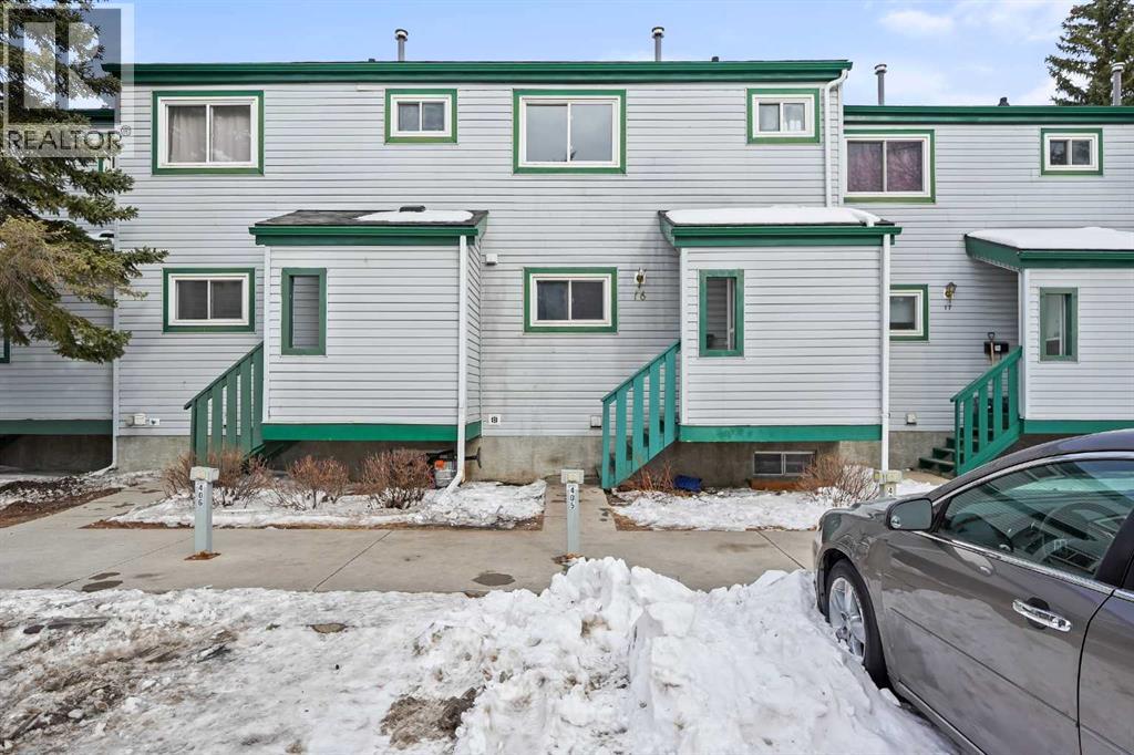 Single Family House for Sale in   Templehill Drive NE Temple Calgary 