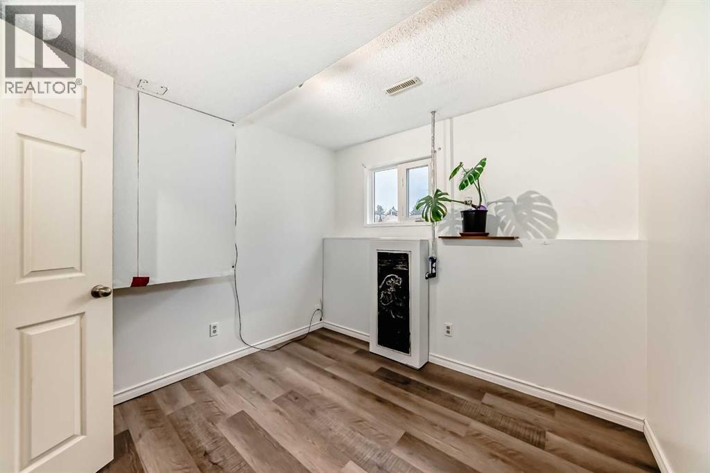 315 barrett Drive, Red Deer