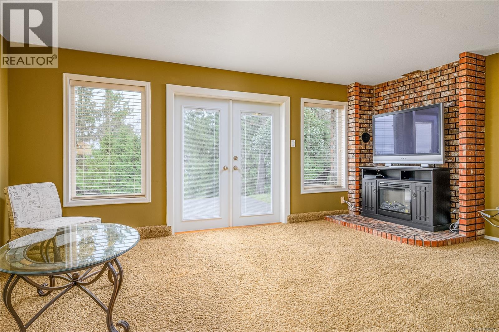 350 Garrett Rd - 27