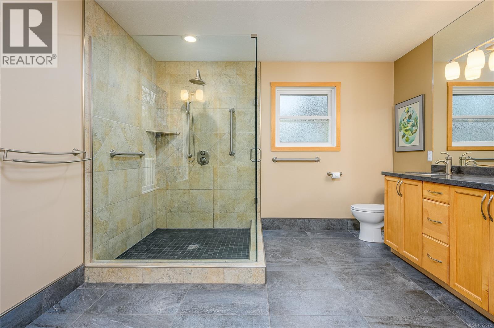 350 Garrett Rd - 7
