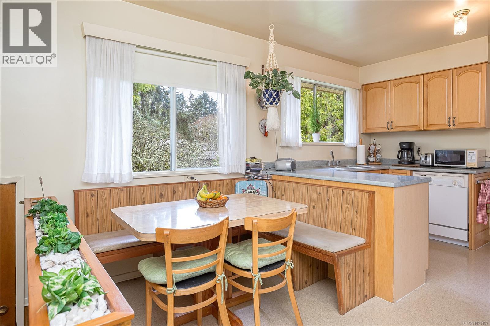 4108 TORQUAY DR - 19