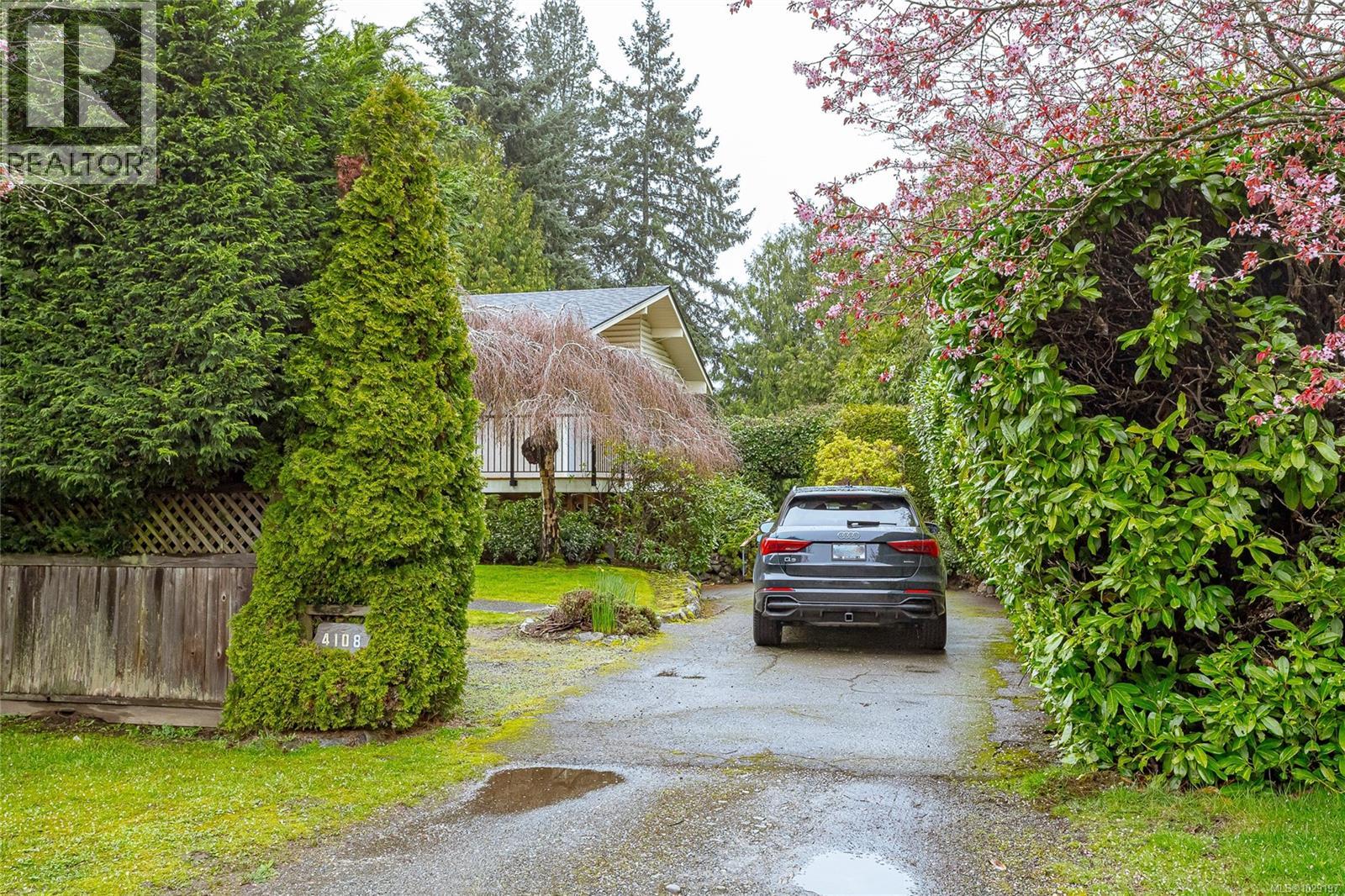 4108 TORQUAY DR - Image 3