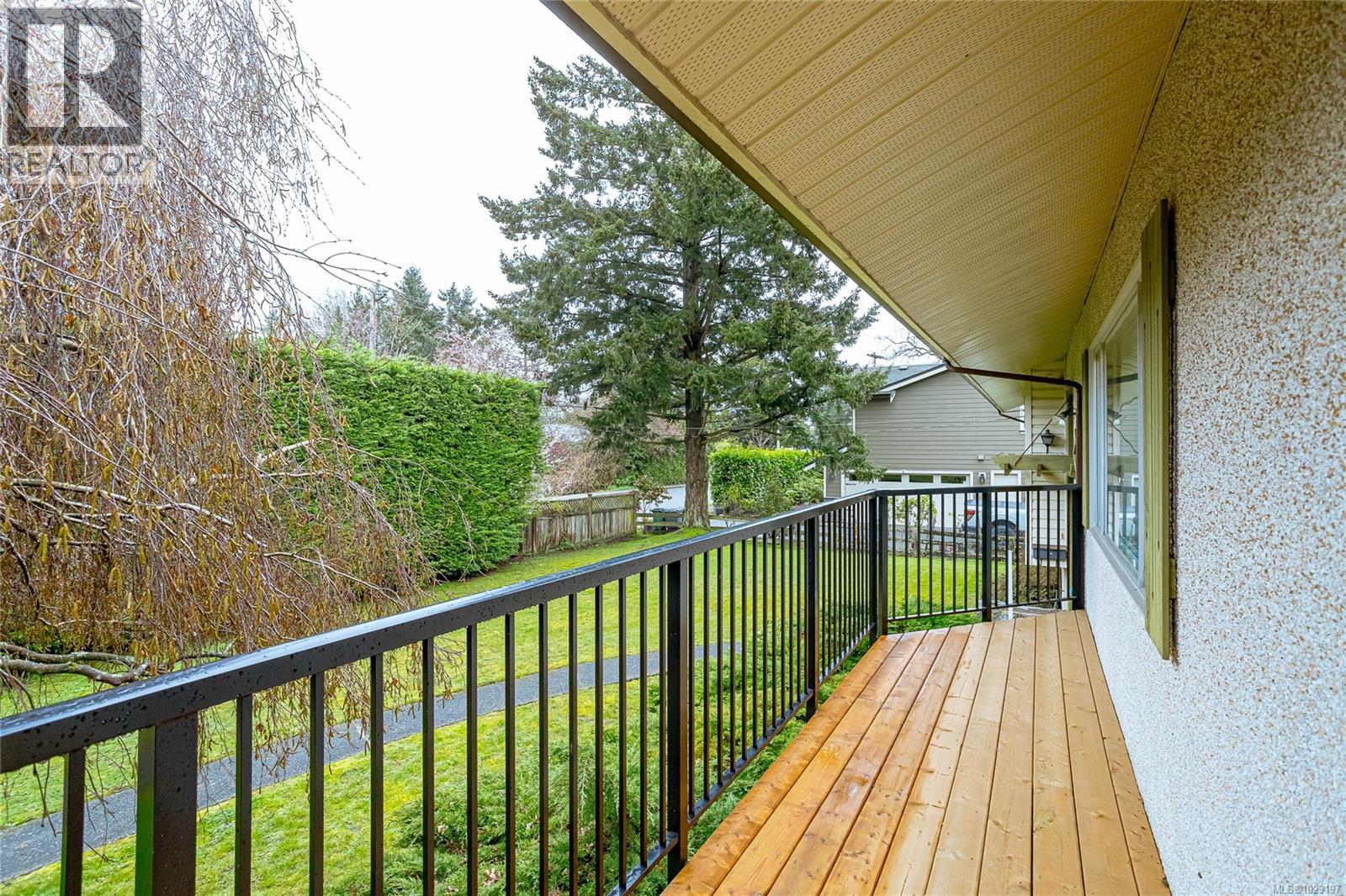 4108 TORQUAY DR - 33