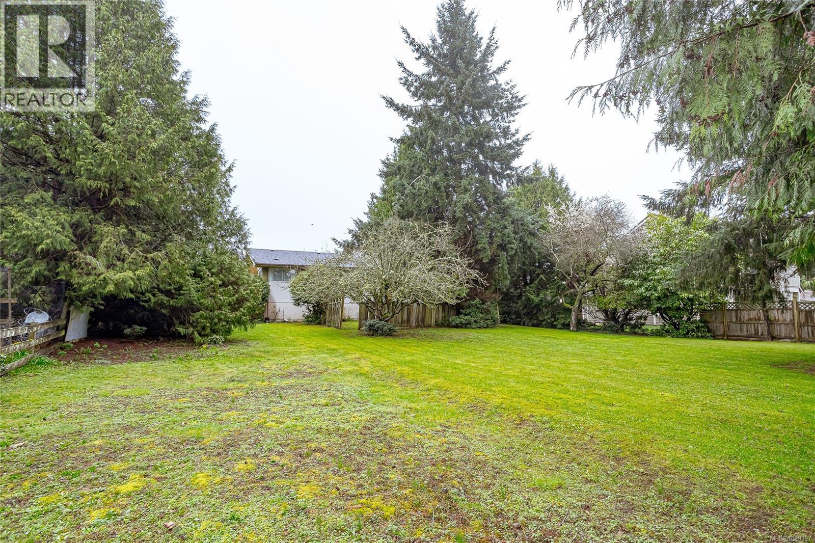 4108 TORQUAY DR - 39