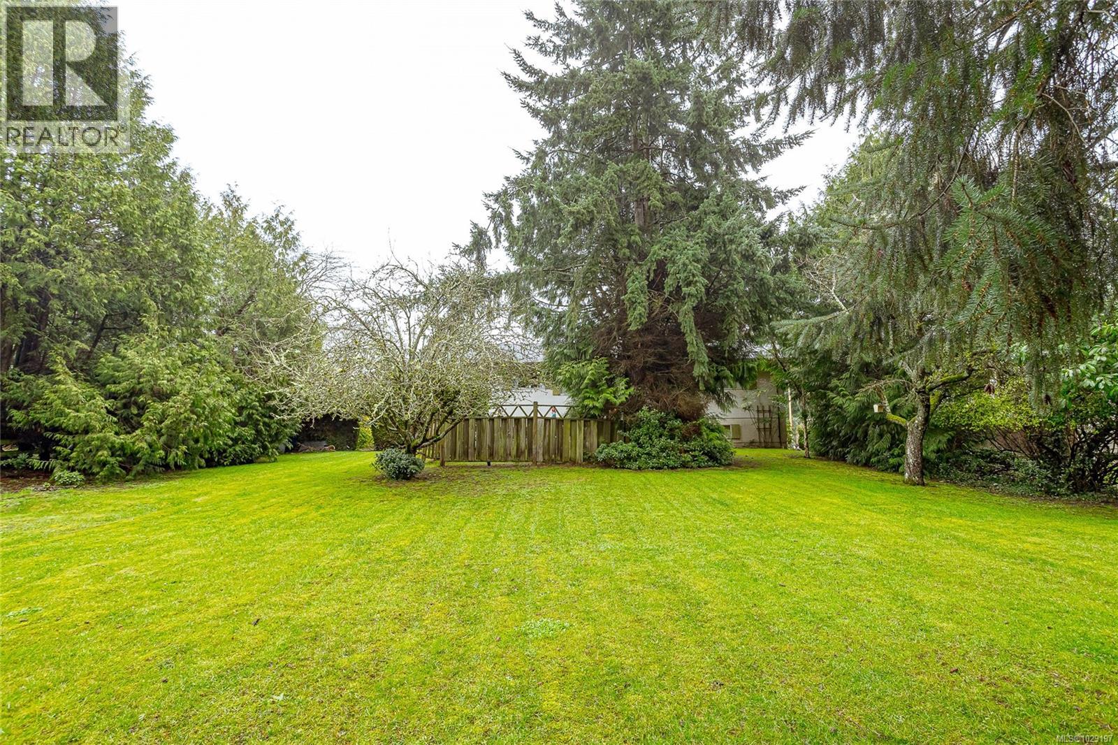 4108 TORQUAY DR - 40