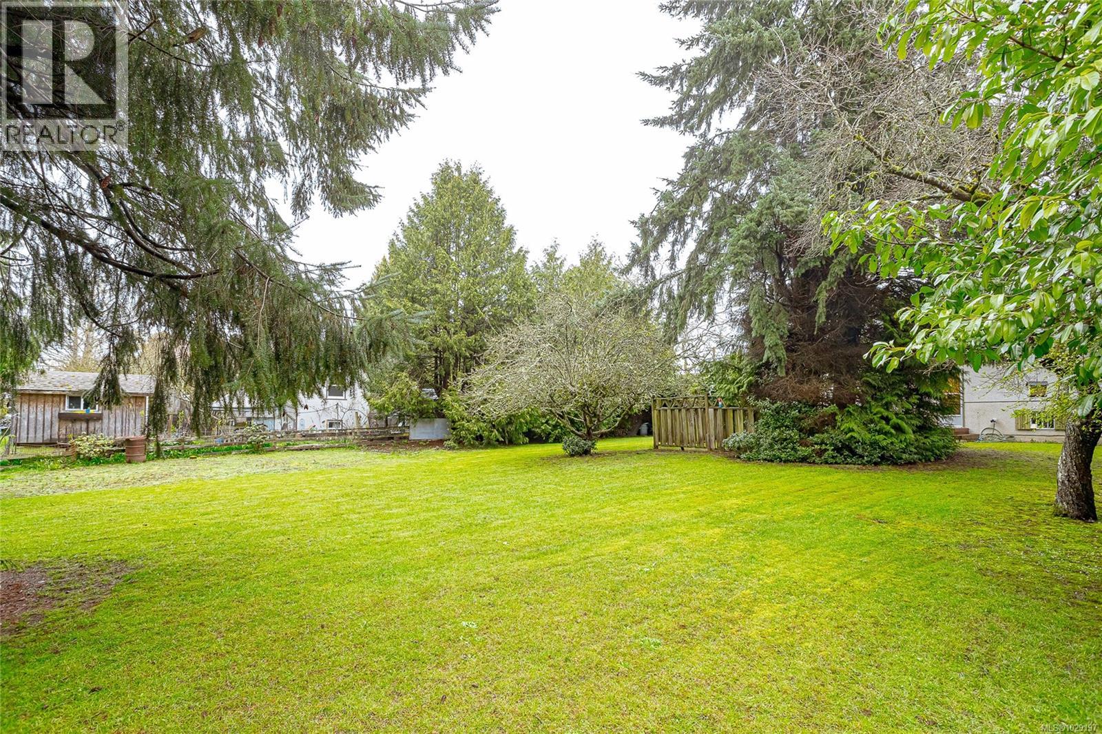 4108 TORQUAY DR - 41