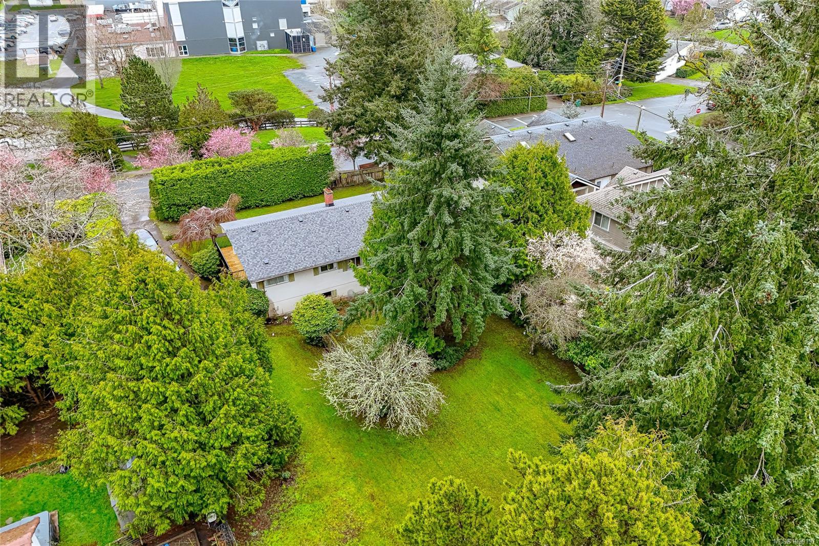 4108 TORQUAY DR - 43