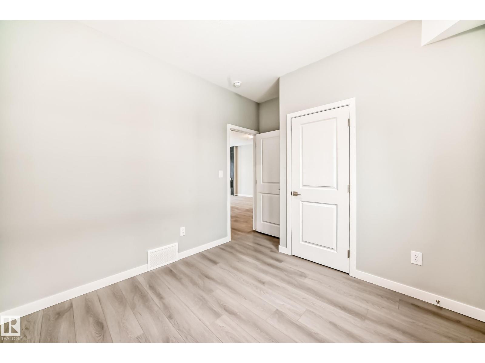 3323 Roy Brown WY NW, Edmonton