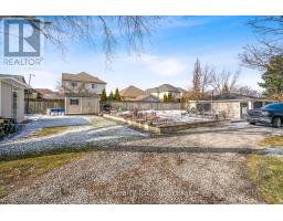 Living room - 18 A,b,c,d Valley Road, St  Catharines, ON L2S1Y6 Photo 6