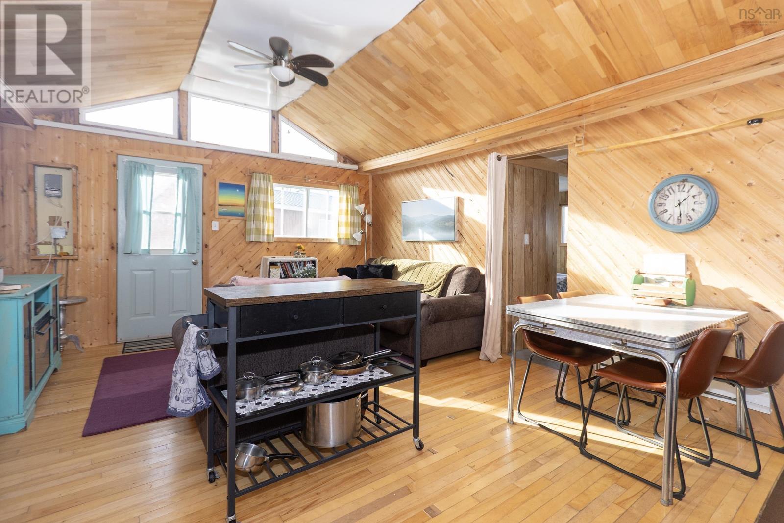 Property 17 of 26 of 53 Jackson Point Road