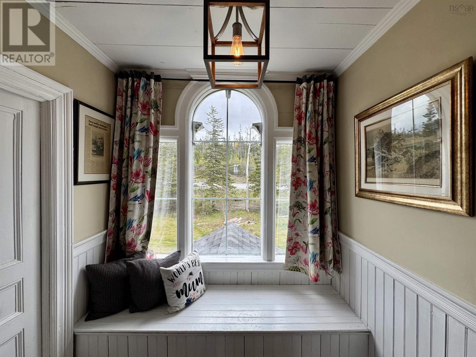 Property 17 of 49 of 3463 Loch Lomond Rd.