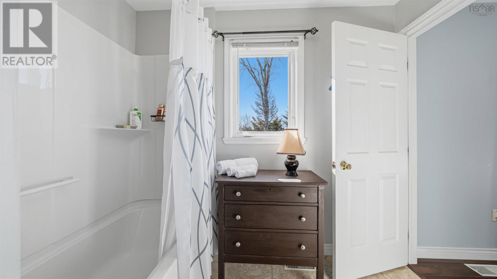 Property 11 of 43 of 15 Handspike Court