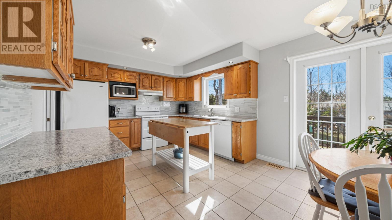 Property 15 of 43 of 15 Handspike Court