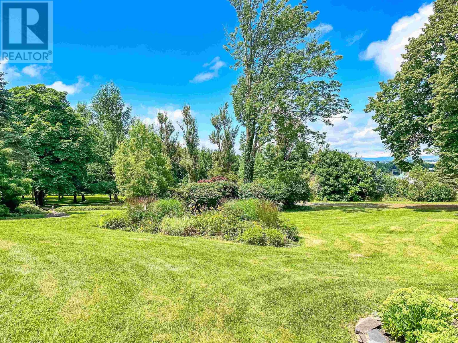 Property 22 of 49 of 1999 Grand Pre Road