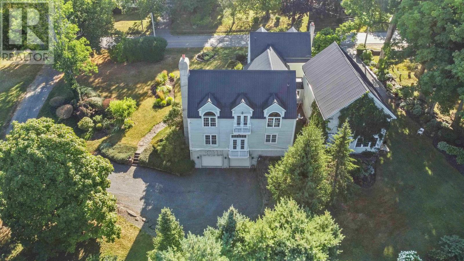 Property 26 of 49 of 1999 Grand Pre Road