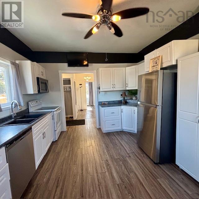 Property 16 of 40 of 10 Catherine Street Street