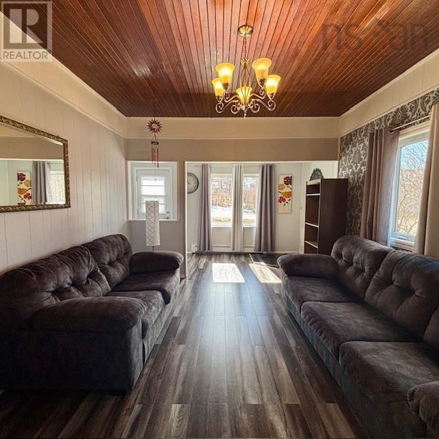 Property 13 of 40 of 10 Catherine Street Street