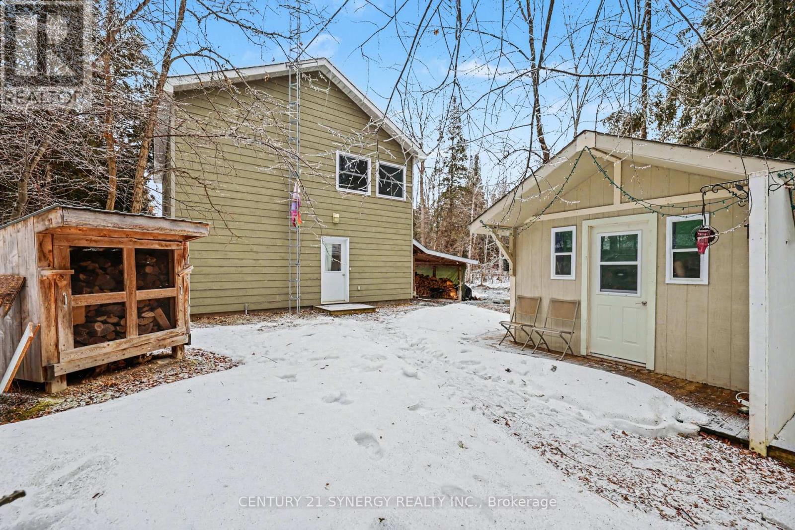 393 & 399 GOLD CREEK ROAD — photo 38